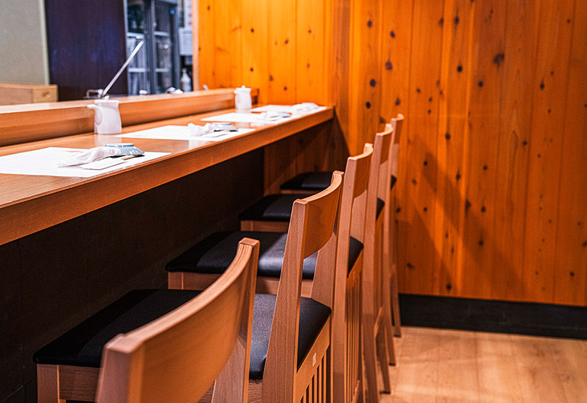 【内観】うに虎本店