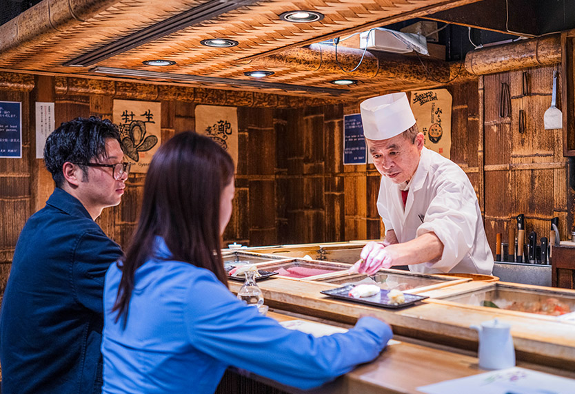 【カウンター】職人が握る寿司を味わえます